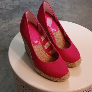 BCBG CANVAS wedges 6